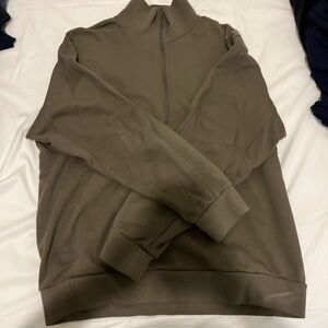 Lululemon men’s sweatshirt